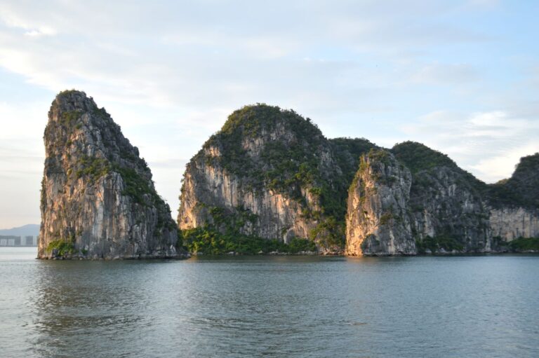 Vietnam Travel Guide