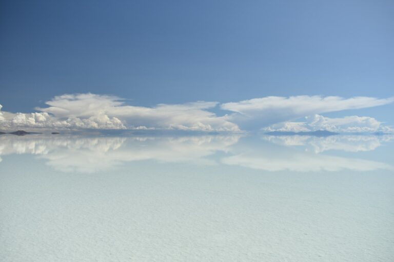 Salar de Uyuni Travel Guide